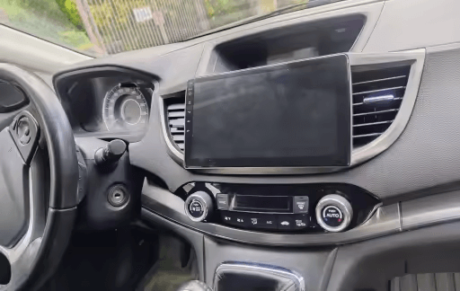 Honda CR-V 12-18 - 10,1" Radio m. Apple CarPlay og Android Auto installed in vehicle's dashboard interior.